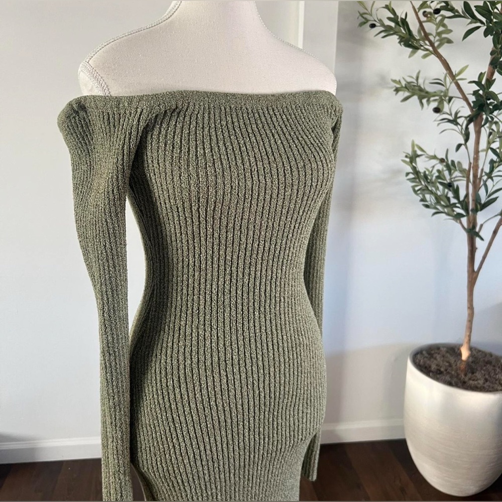 Emory Park Off-Shoulder Long Sleeve Dress in Olive - Picture 2 of 5